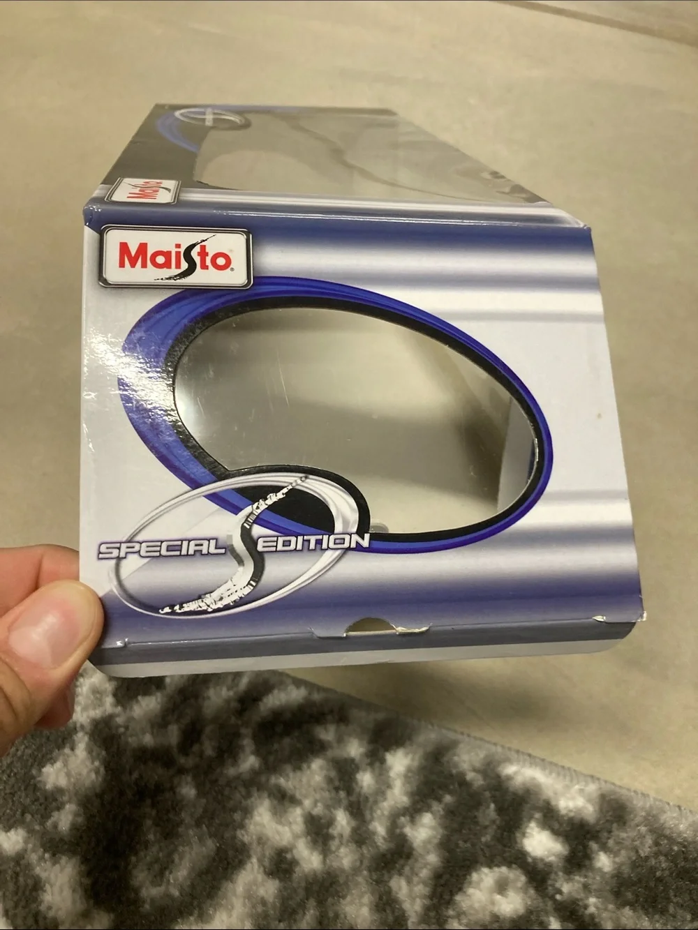 Maisto 1/18 box and stand only for 1968 Ford Mustang GT Cobra Jet